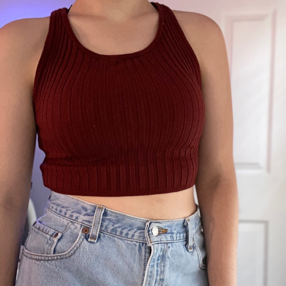 FOREVER 21 DARK RED/MAROON RIBBED CROPPED TANK TOP